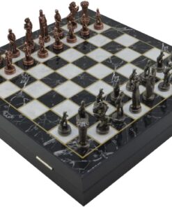 Orta Boy Metal İngiliz Satranç Takımı Antik ve Mermer Desenli Sandıklı MDF Tahtası (36x36x6 cm.)