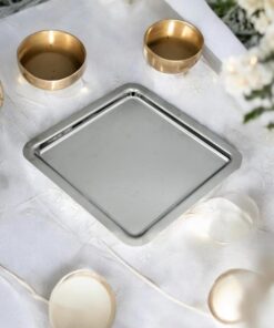 Home Metal Kare Tepsi Sunumluk, Kahve ve Çay Saati Sunumu için Şık Tepsi, Dayanıklı ve Kolay Temizlenen Mutfak ve Misafir Odası Aksesuarı (Gümüş)