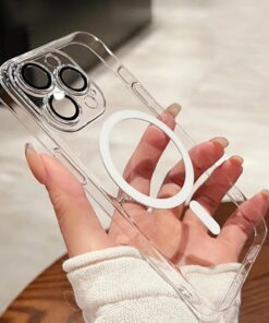 iPhone 15 Pro Max ile uyumlu Kılıf Crystal Clear Magsafe ile uyumlu Wireless Şarj Özellikli, İnce Hissiyat, Slot ve Tuşlara Rahat Erişim, Kamera Lens Korumalı Sert Plastik Şeffaf Kılıf