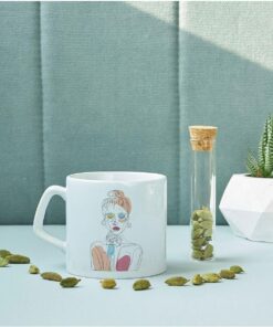 Line Art Düşünen Kız Tasarımlı Porselen Kupa Bardak 7,5 Cm Yüksekliğine Ve 8 Cm Çapına