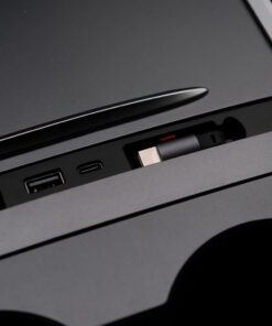 Tesla Model Y ile Uyumlu USB Type-C Şarj Çoklayıcı Adaptör