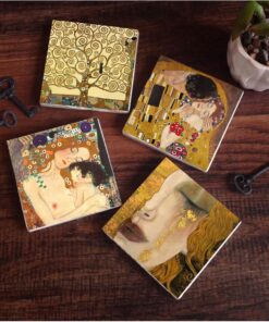 Gustav Klimt Altın Gözyaşları, Anne Çocuk, Öpücük, Hayat Ağacı Taş Bardak Altlığı Seti - 4 Parça - Dekoratif, Rustik Mutfak Aksesuarı, 10x10 cm, Kaydırmaz Tabanlı, Şık ve Dayanıklı SC139