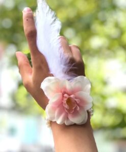 Bride to be Nedime Gelin Bilekliği Tüy ve İnci Boncuk Detaylı Somon Renkli Bekarlığa Veda Partisi Bilekliği 10 Adet